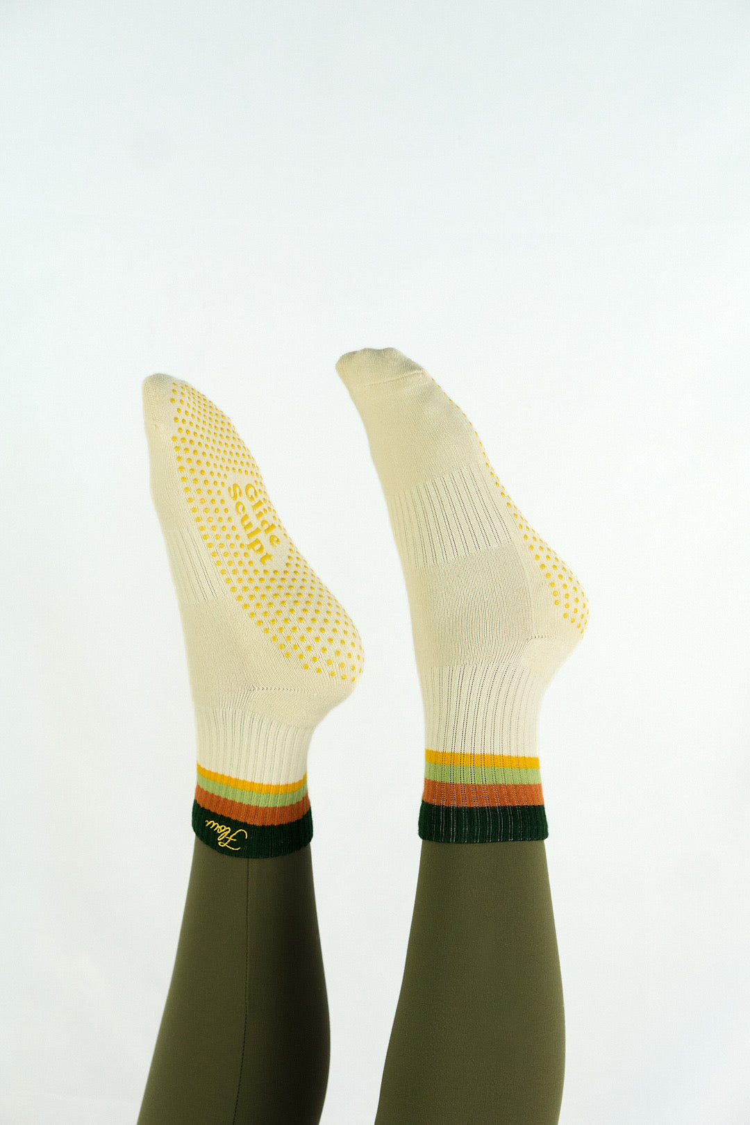 Flow Pilates Grip Socks